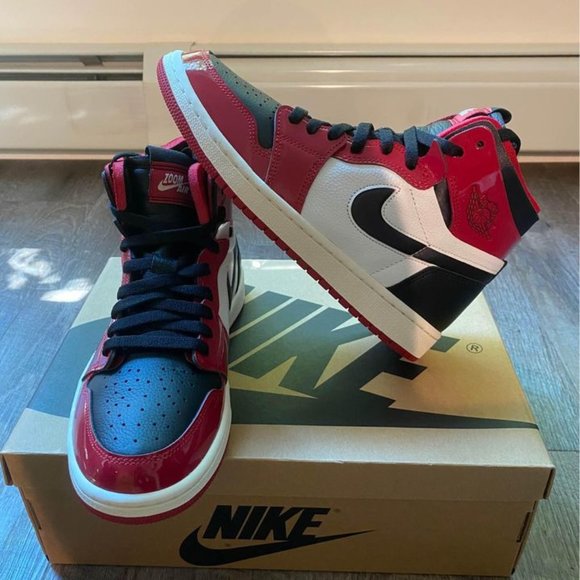 Air Jordan 1 High Patent Chicago Zoom Size 8.5 W - Picture 3 of 7